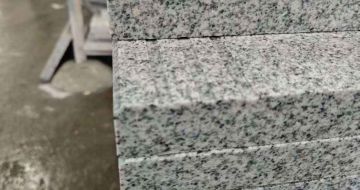 乌鲁木齐芝麻白楼梯踏步