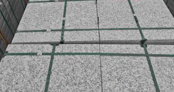 乌鲁木齐芝麻白大花地铺