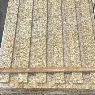 乌鲁木齐黄金麻盲道 石材盲道