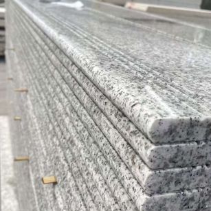 乌鲁木齐芝麻白楼梯踏步 花岗岩楼梯板材