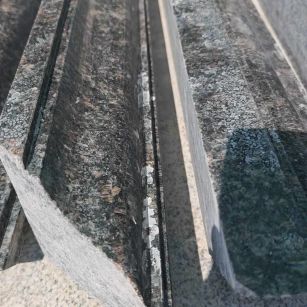 乌鲁木齐英国棕别墅线条