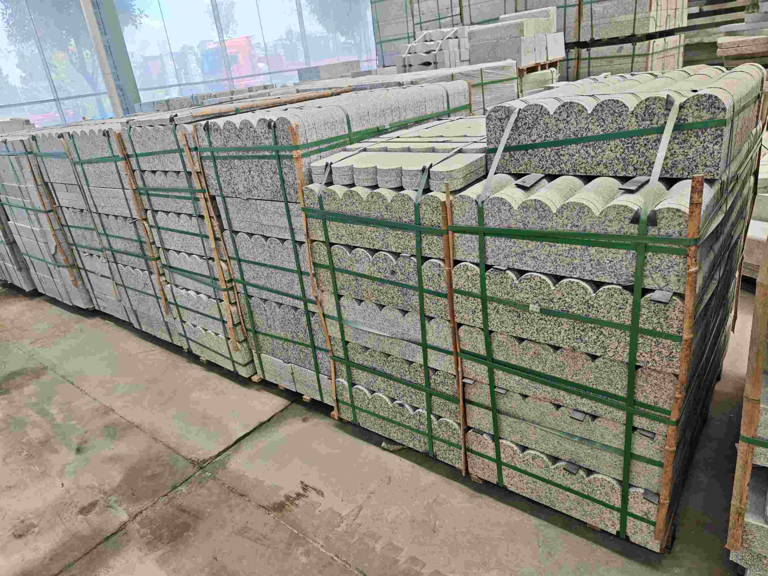 乌鲁木齐芝麻白芙蓉白花边石