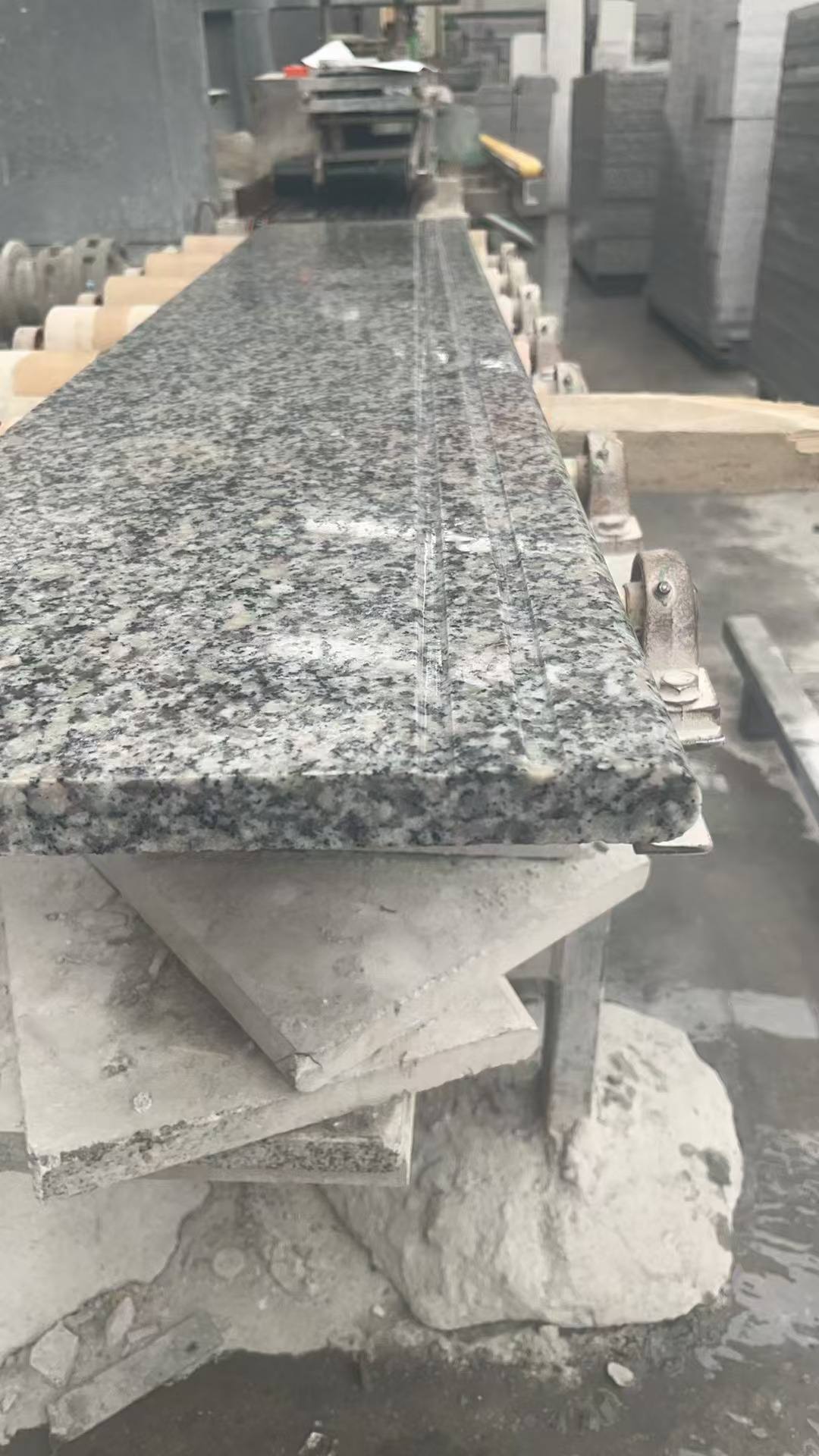 乌鲁木齐芝麻白楼梯踏步 芙蓉白