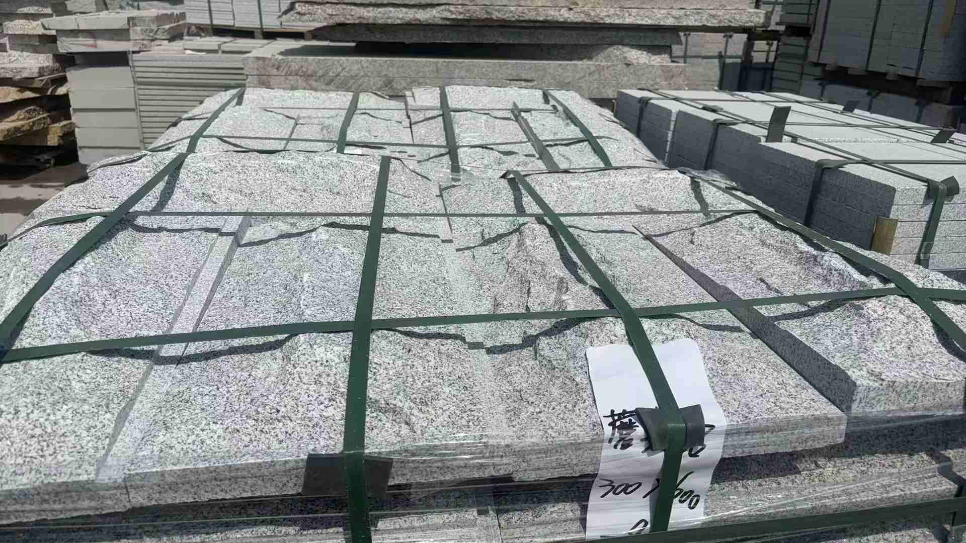 乌鲁木齐蘑菇石 自然面